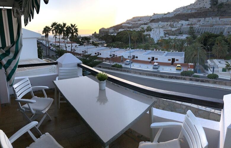 Apartamentos Lovely 2 Bedroom House With Garden