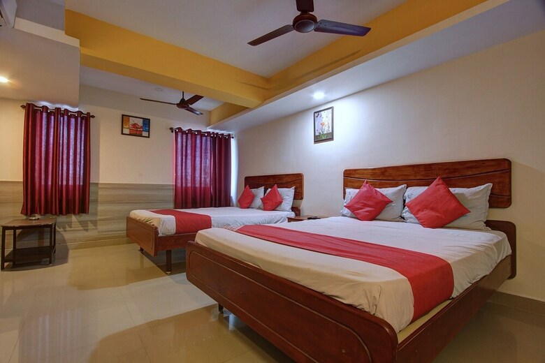 Hotel Oyo 62665 Poorna Lodge