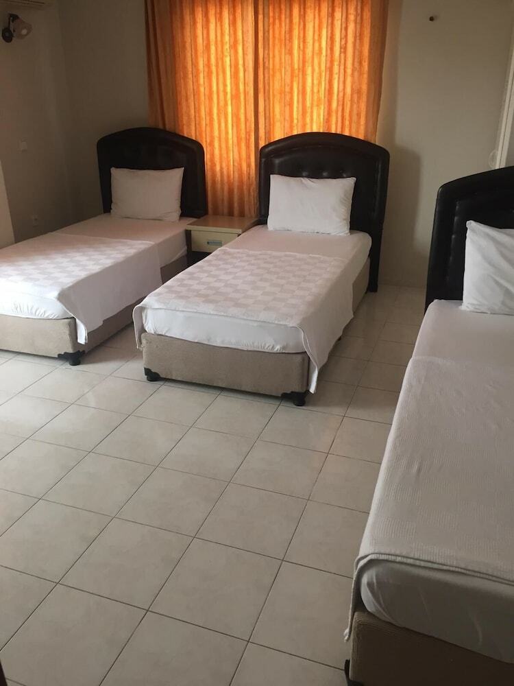 Defne Zevkim Hotel