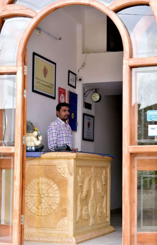 Adb Rooms Hotel Yellow Stone Jaisalmer