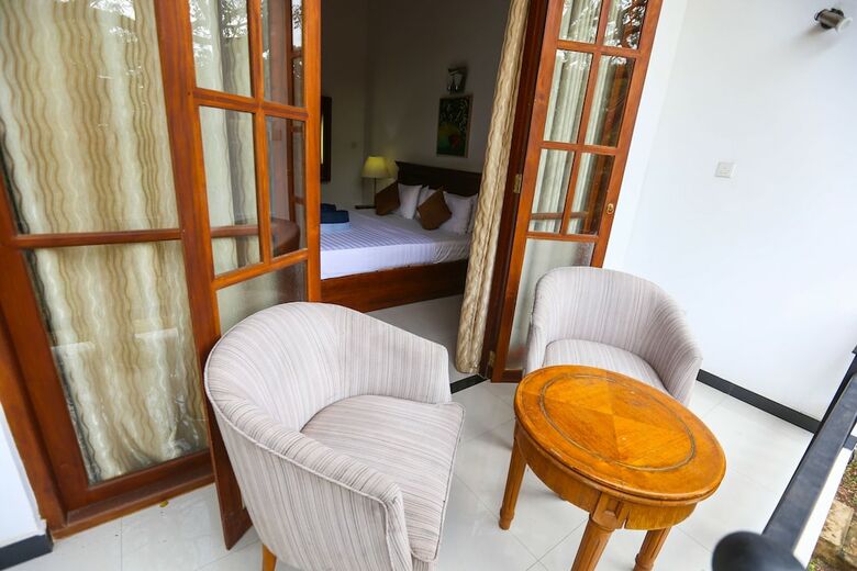 Hotel Grand Kalundawa - Dambulla's Hidden Secret