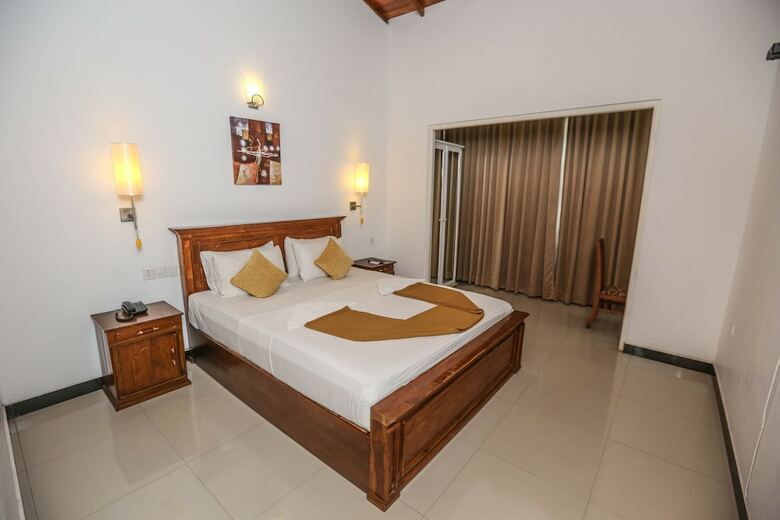 Hotel Grand Kalundawa - Dambulla's Hidden Secret