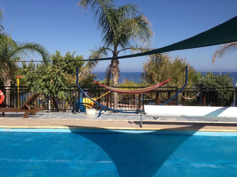 Hotel Astrofegia Beach Villa