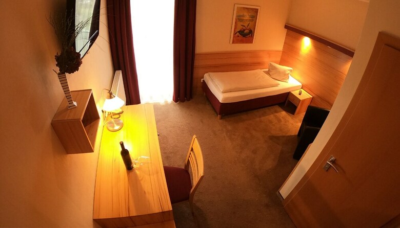 Hotel Bed Only Montana Ausseerland