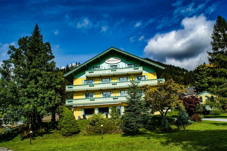 Hotel Bed Only Montana Ausseerland