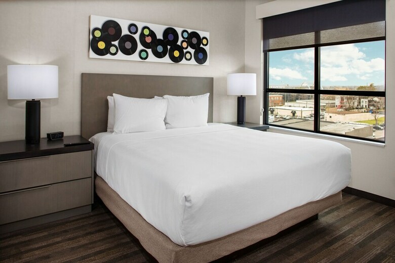 Hotel Hyatt House Nashville Downtown Sobro
