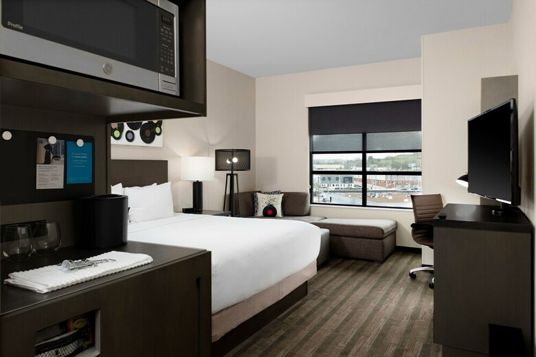 Hotel Hyatt House Nashville Downtown Sobro