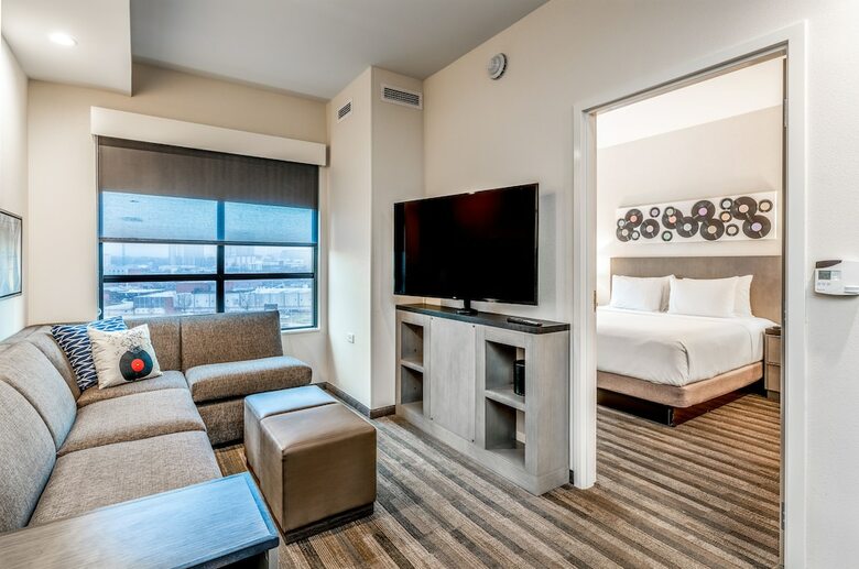 Hotel Hyatt House Nashville Downtown Sobro