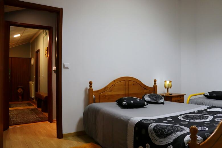 Apartamentos Alojamentos Estrela Peles