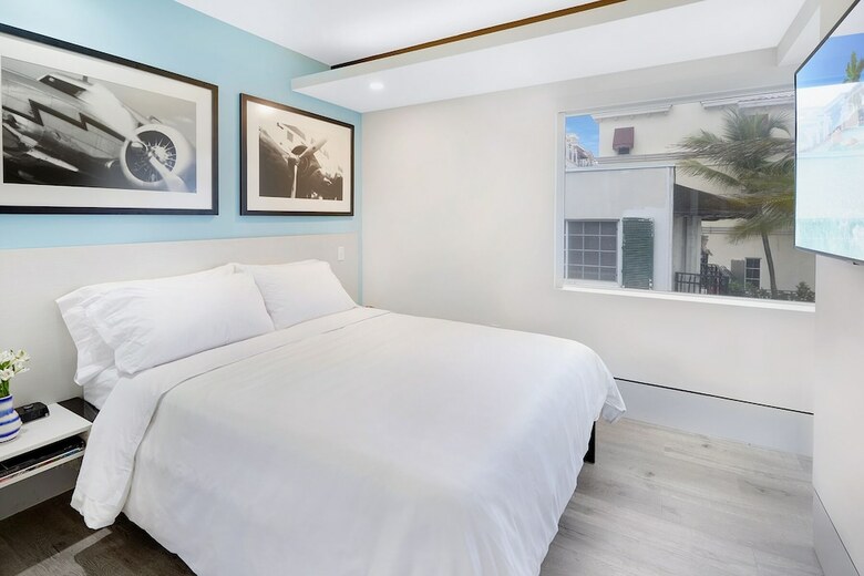Motel Ocean Treasure Beachside Suites