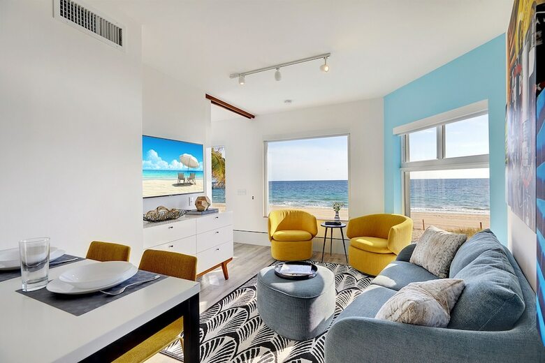 Motel Ocean Treasure Beachside Suites