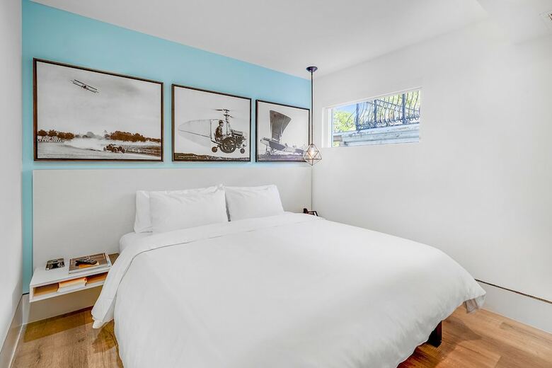Motel Ocean Treasure Beachside Suites