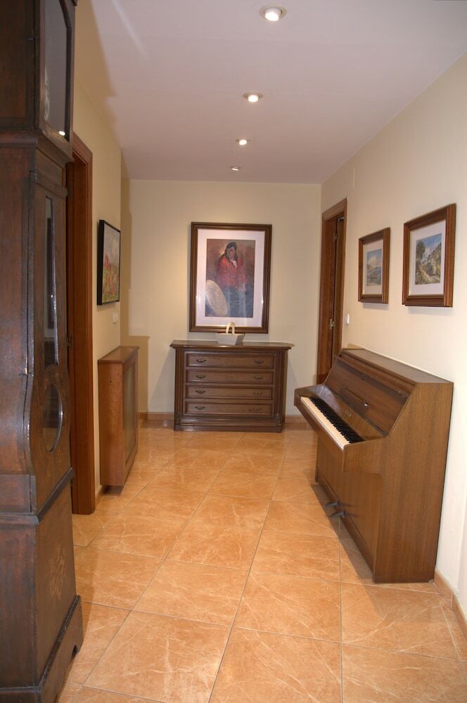Apartamentos Queen Elisenda