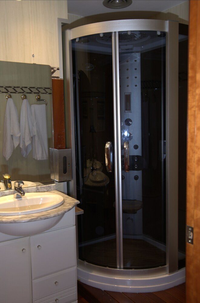 Apartamentos Queen Elisenda