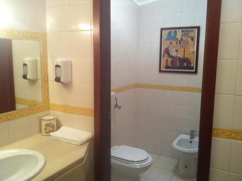 Hotel Guest House A Moderna & Restaurante