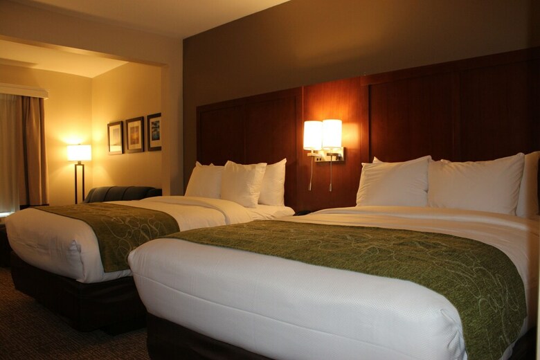 Hotel Comfort Suites Near Camp Lejeune