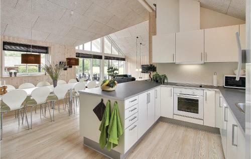 Holiday Home Kronens Have Tranek�r Denm