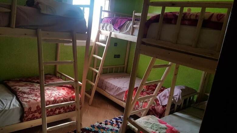 Hostal Tinirebou Surf - Hostel