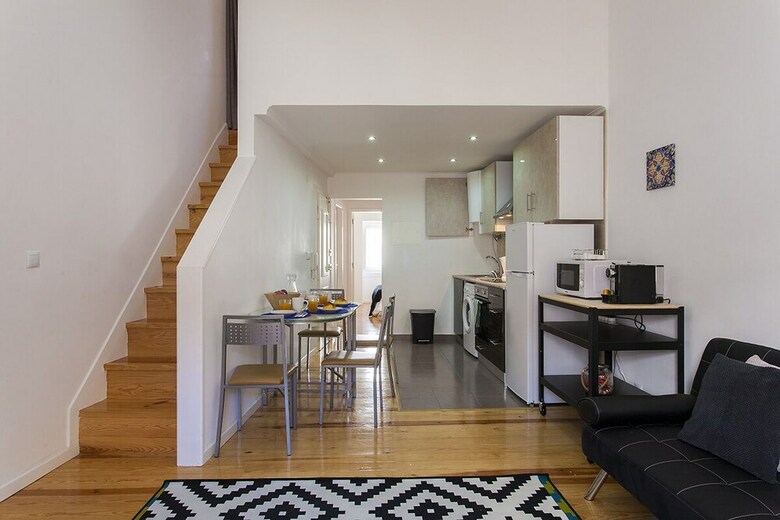 Modern Cosy Duplex Apartment Rentexperience