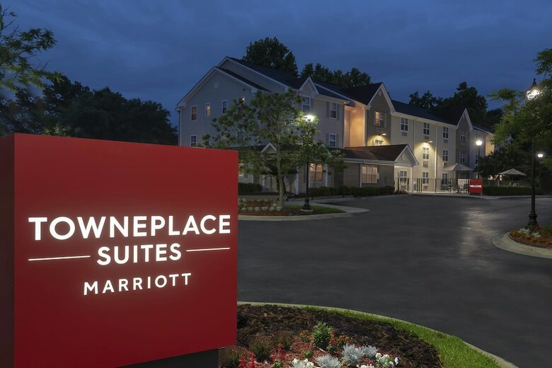 Hotel Towneplace Suites By Marriott Savannah Midtown