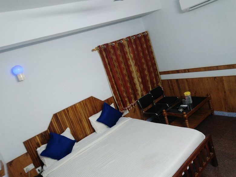 Sri Chendhoors Hotel Sp Residency