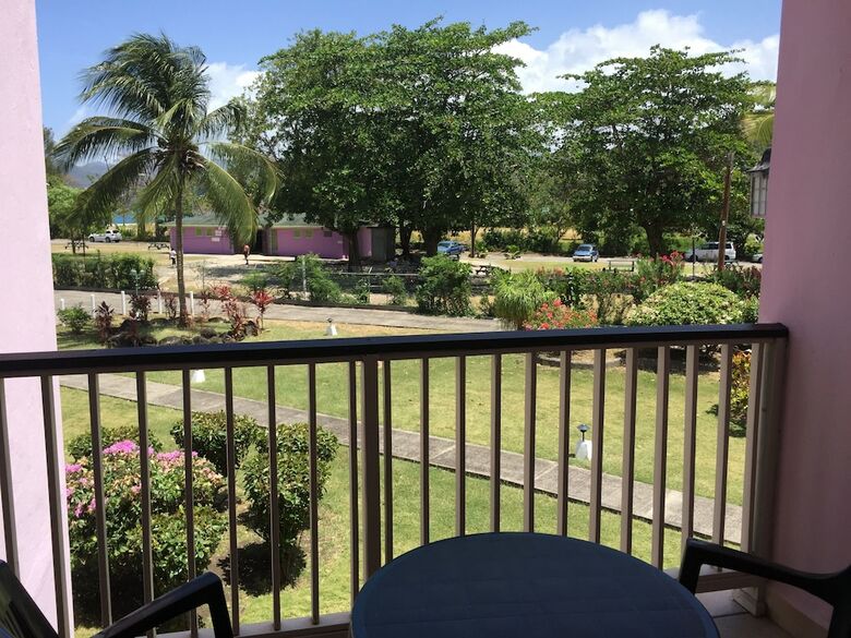 Hotel Allamanda Beach Resort