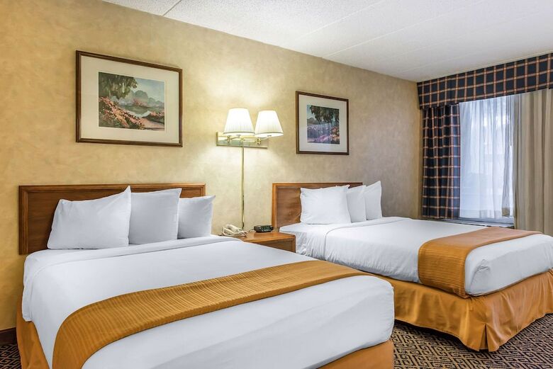 Hotel Quality Inn & Conference Center