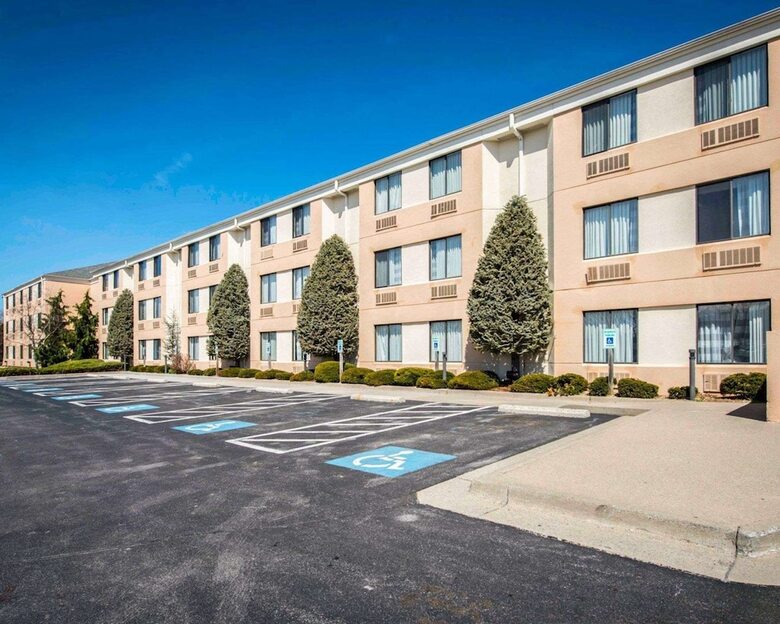 Hotel Sleep Inn & Suites Princeton I-77