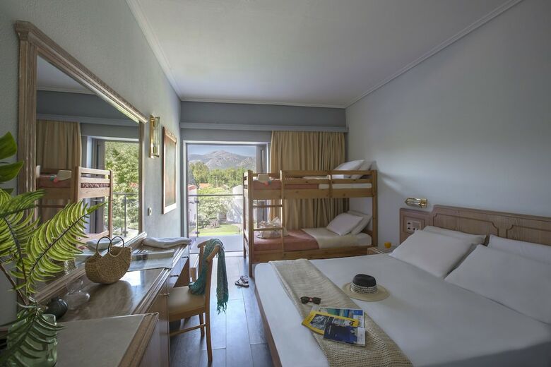 Golden Coast Hotel & Bungalows - All-inclusive