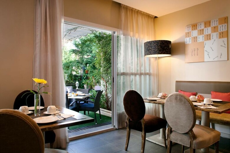 Hotel Globales Acis Y Galatea