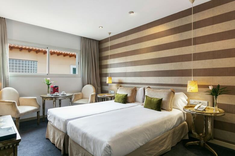 Hotel Globales Acis Y Galatea