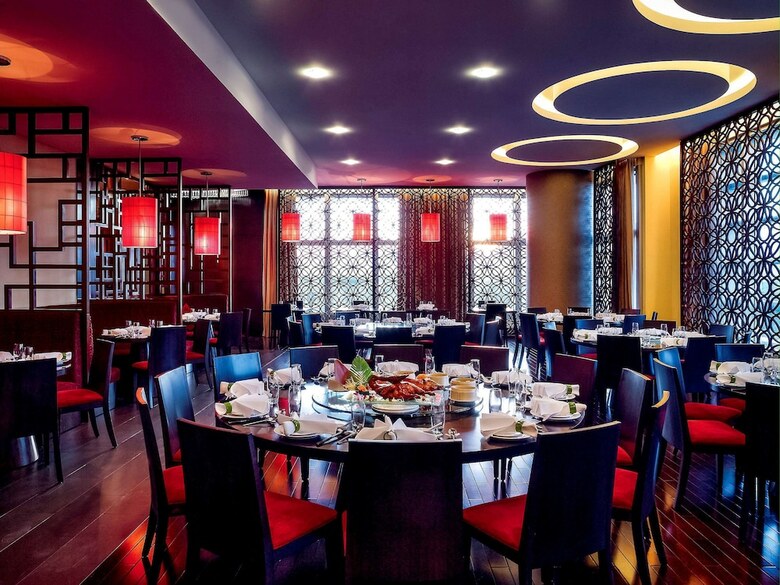 Hotel Grand Mercure Danang