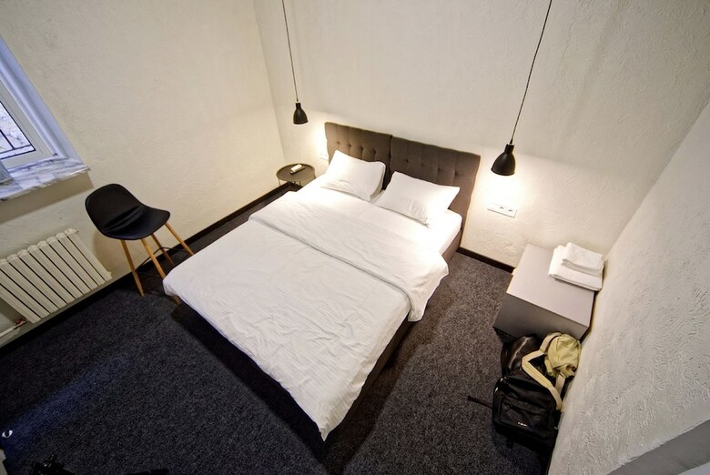 Aparthotel Mezzanine White