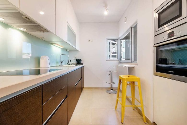 Gorgeous Apartment In Alges With Stunning Rooftop Pool
