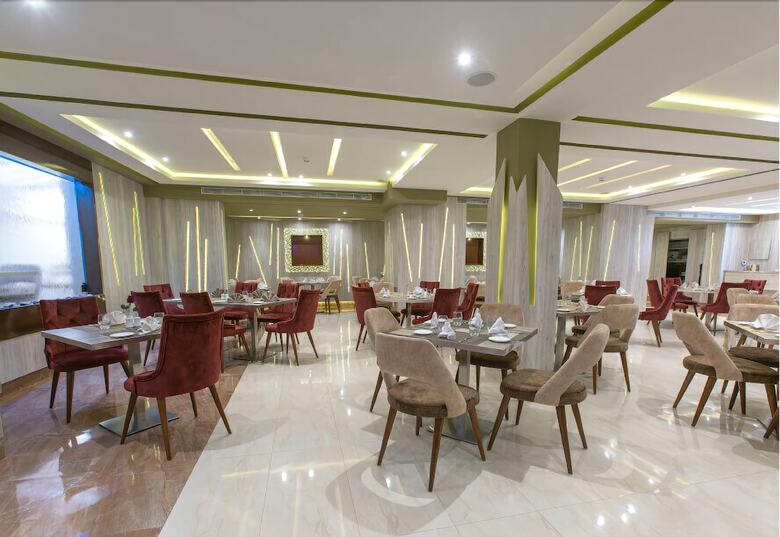 Hotel Madaure