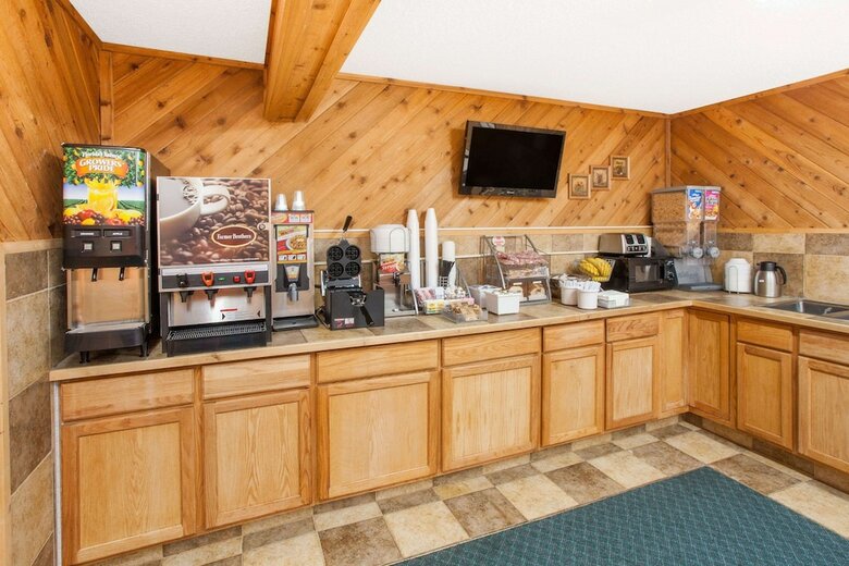 Hotel Super 8 By Wyndham Anamosa Ia