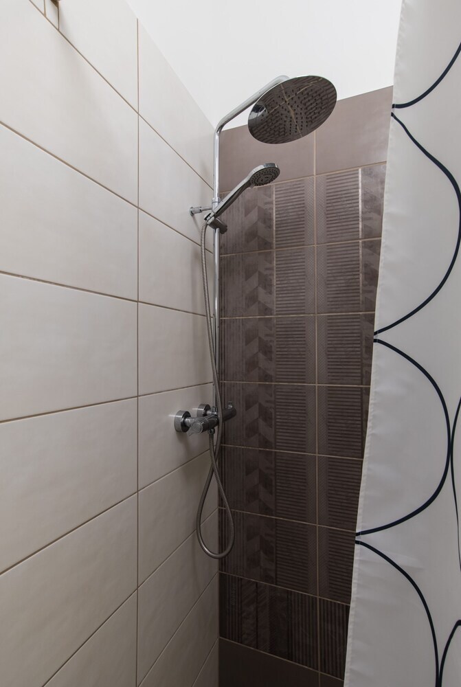 Paulay 7 Apartment Ii.