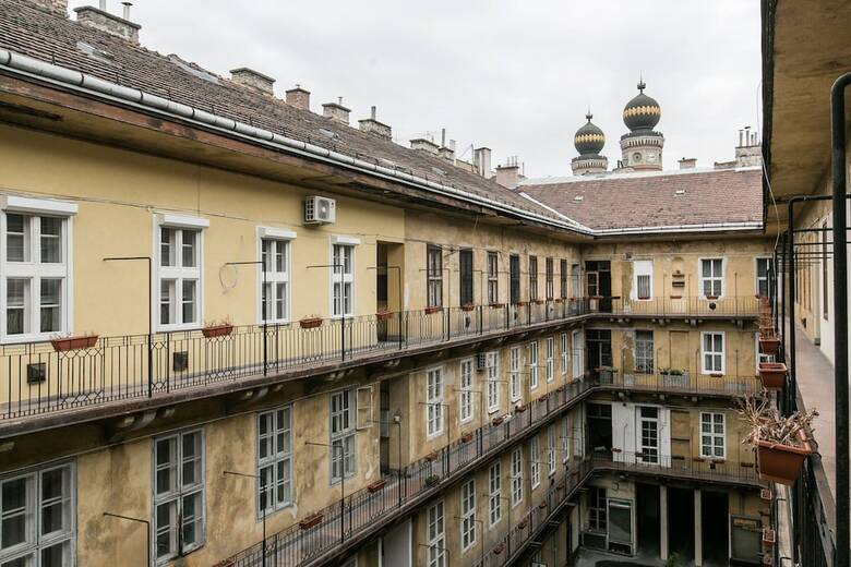 Rakoczi 6 Apartment