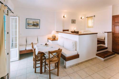 Apartamentos Akrotiri