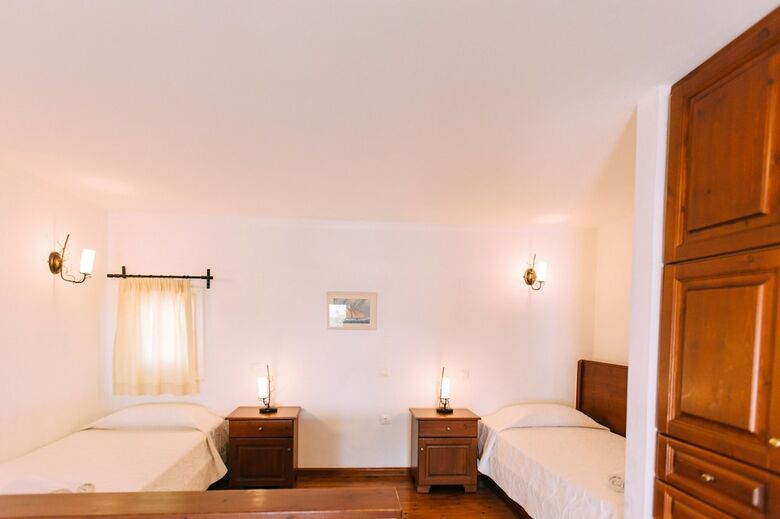 Apartamentos Akrotiri