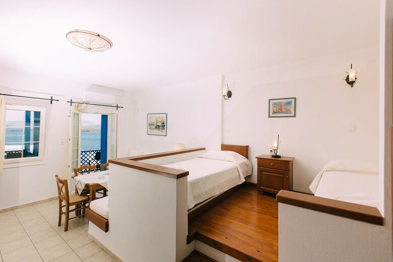 Apartamentos Akrotiri