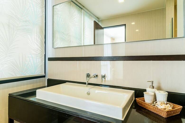 3bdr Townhouse 800m From Bangtao Beach