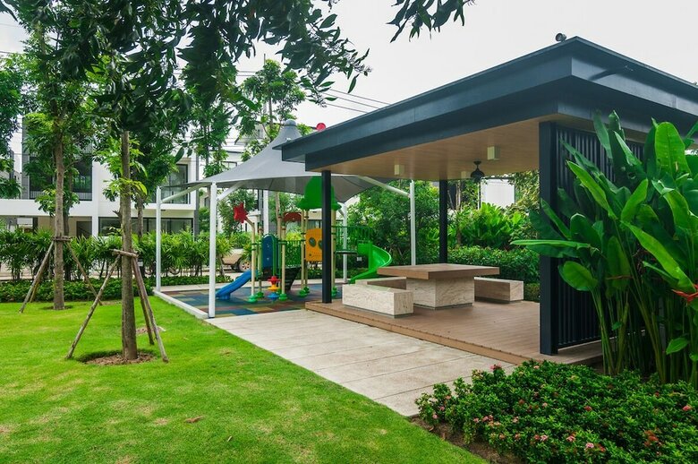 3bdr Townhouse 800m From Bangtao Beach