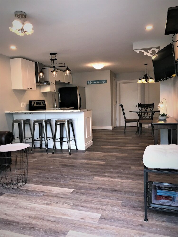 Apartamentos Esther's Place-carleton Place Downtn Apt