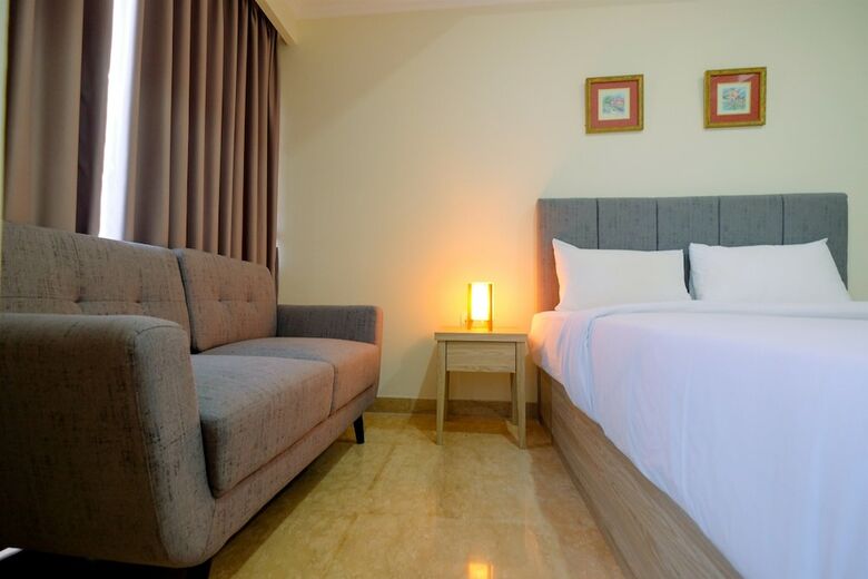 Modern Studio At Menteng Park Apartment