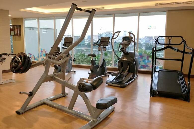 Simply Studio At Menteng Park Apartment