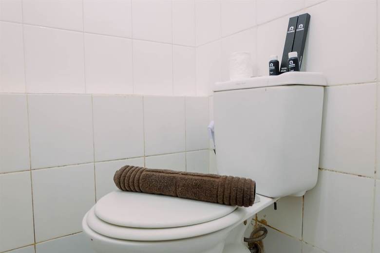 Convenient Cozy 2br Apartment At Gading Nias Residence