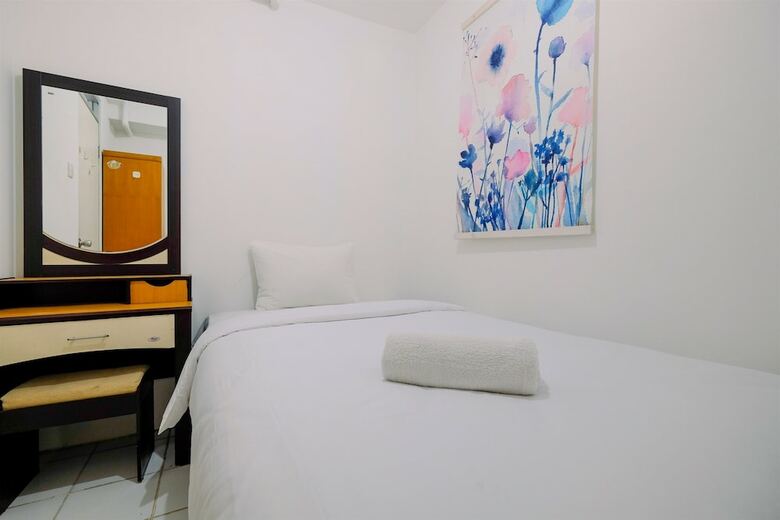 Cozy 2br Apartment At Gading Nias Residence