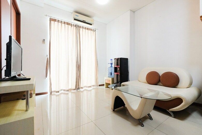Compact Minimalist 1br Apartment At Thamrin Residence
