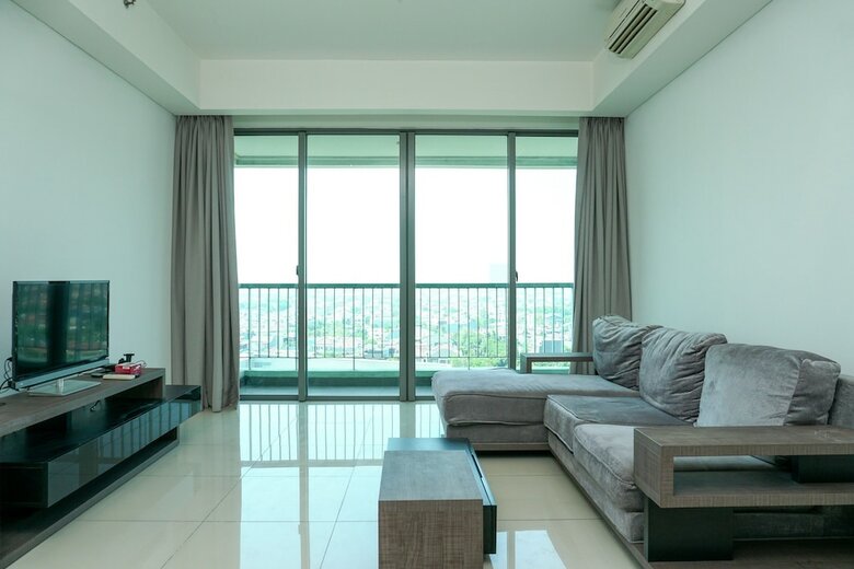 Luxurious 3br Near Shopping Mall At St. Moritz Apartment
